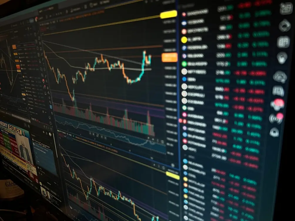 Dashboards de ventas directos de la base de datos: Dejando atrás los lentos cierres de mes en Excel
